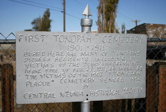 Tonopah Cemetery